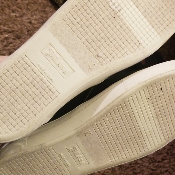 Brash shoes - Picture 3 of 3